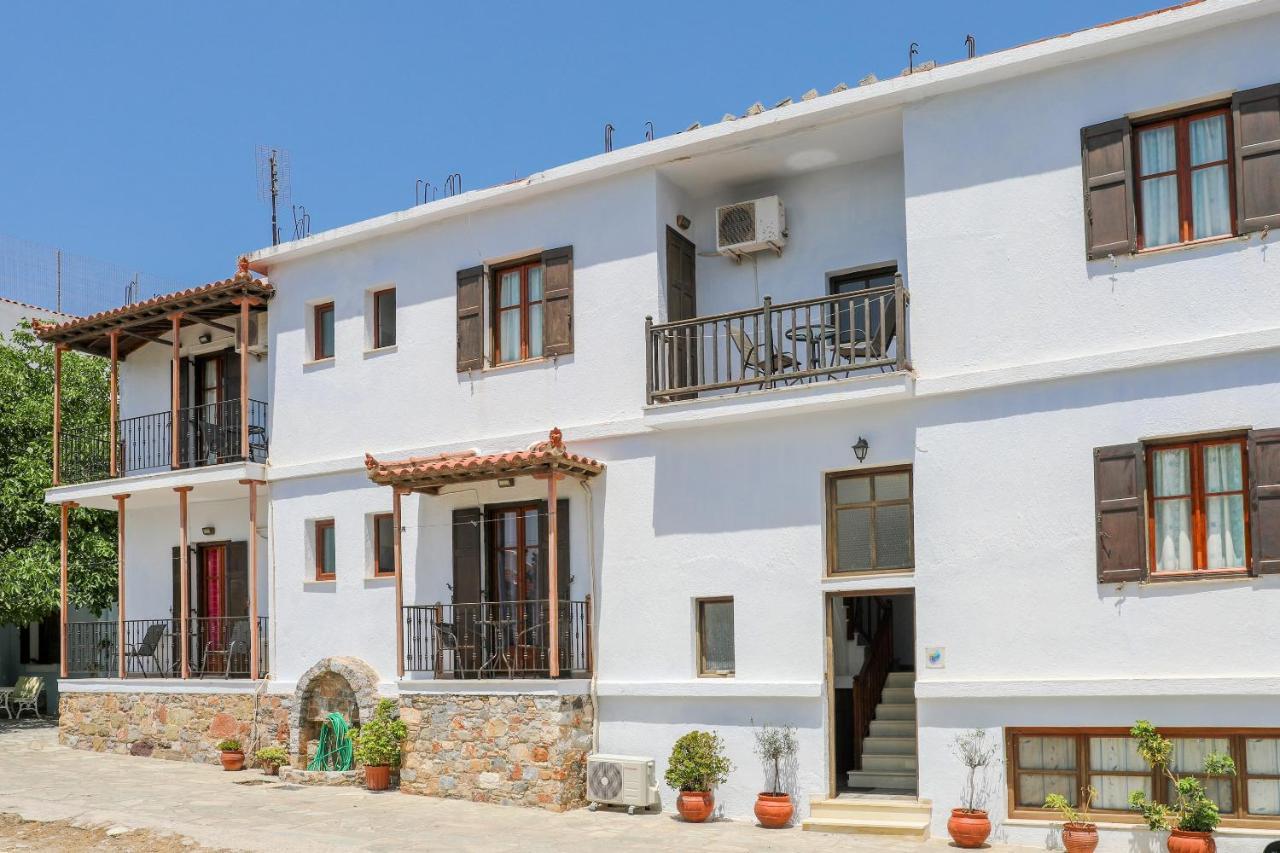 Fotini Rooms Skopelos Eksteriør billede