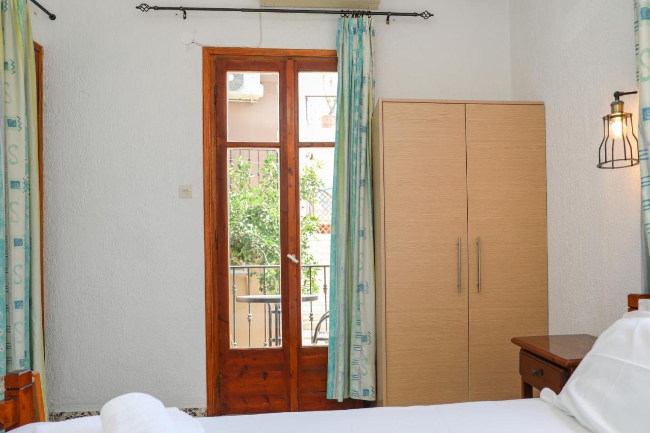 Fotini Rooms Skopelos Eksteriør billede