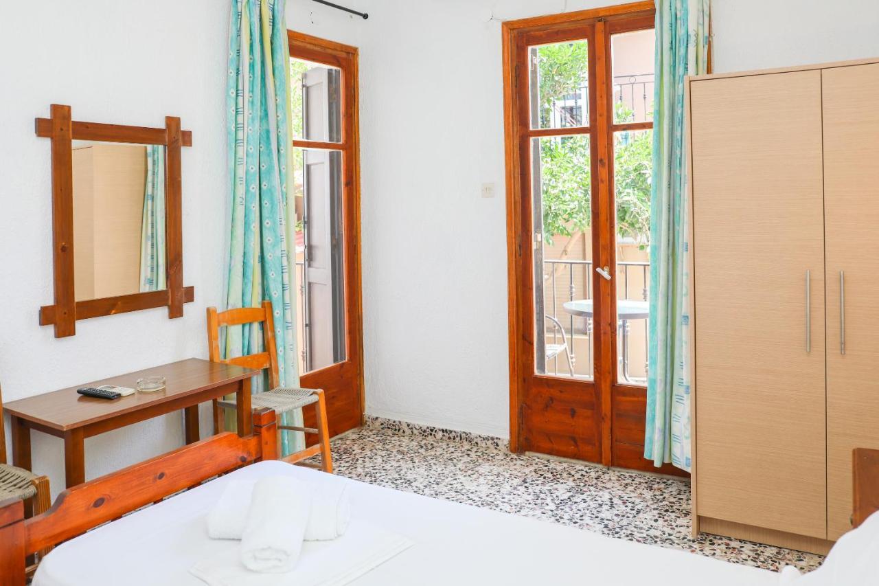 Fotini Rooms Skopelos Eksteriør billede